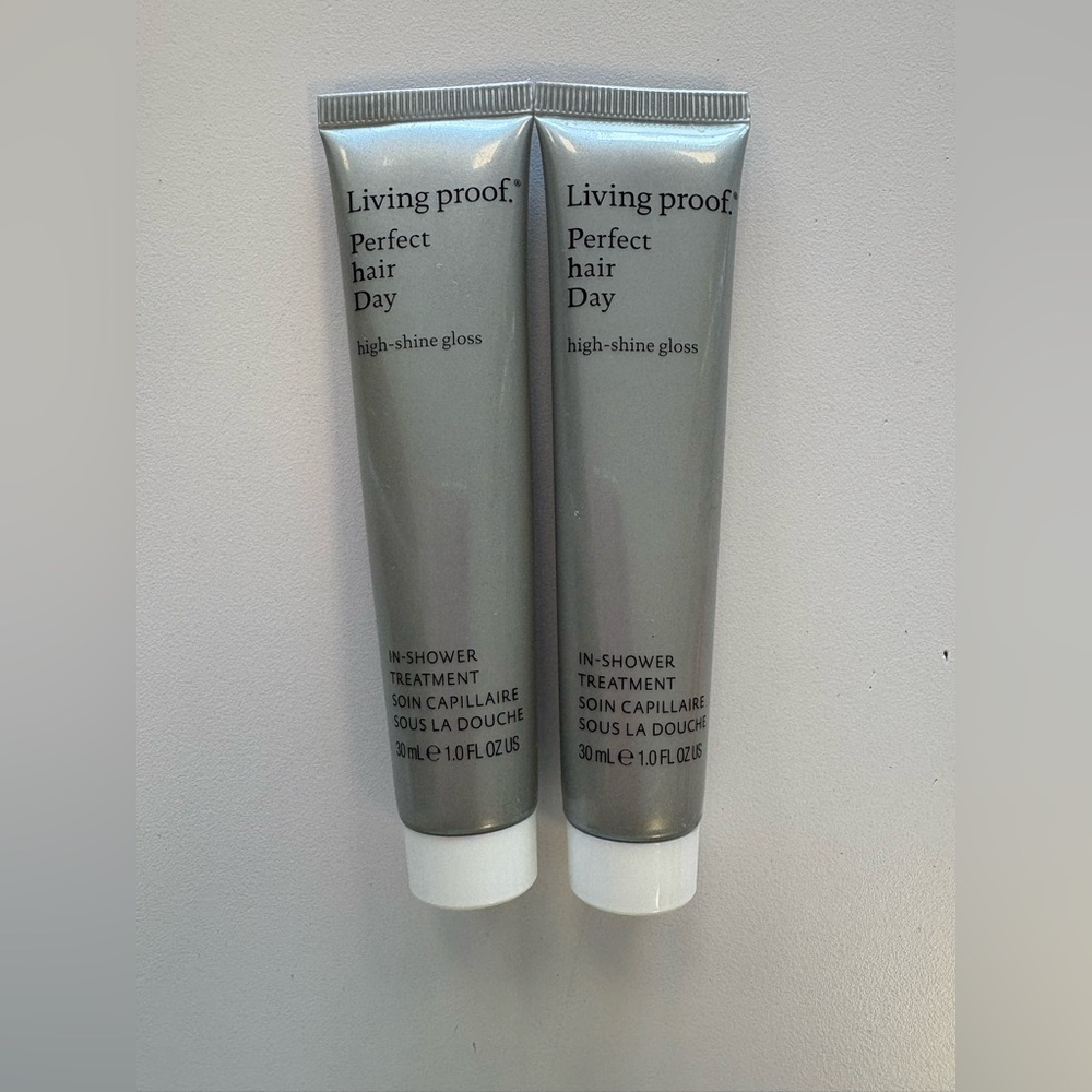 2 Living Proof High-Shine Gloss in Sleek in shower treatment 1oz